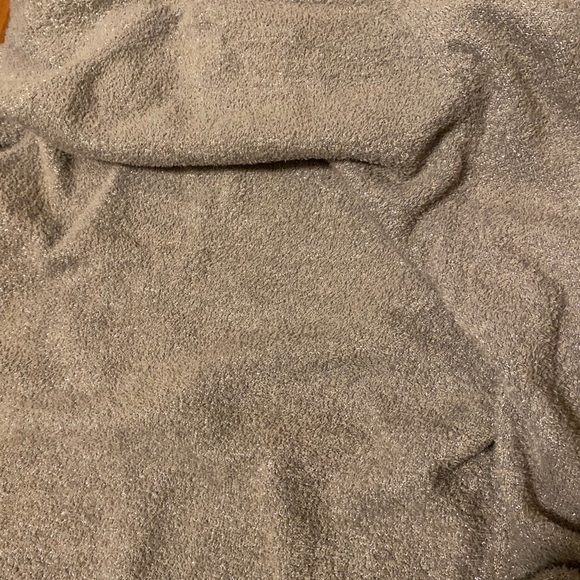 Sparkly cowl neck cache sweater - Picture 7 of 13